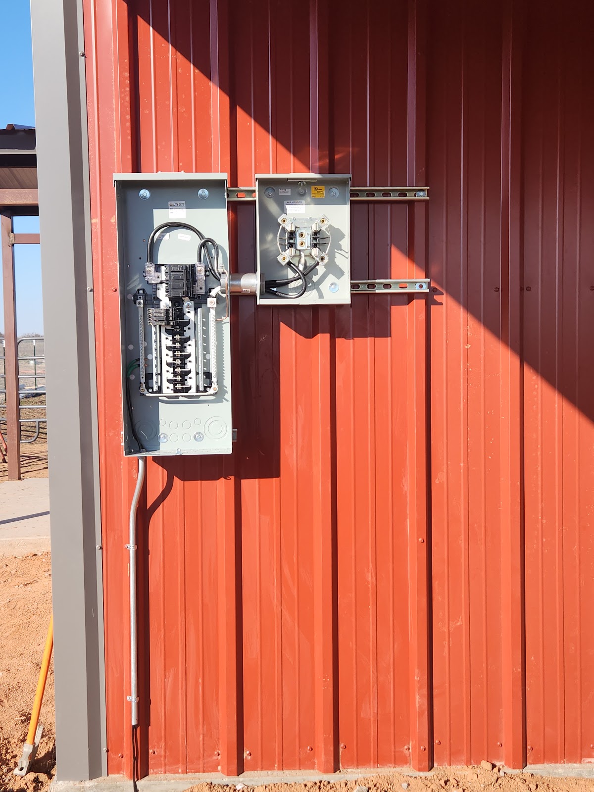 Panel breaker wiring, neatly labeled